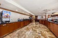 Canmore Inn & Suites - breakfast