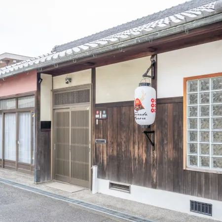 Sanada Maru【Fully rented traditional Japanese house】 Отели рядом со станцией Nishikinohama Railway Station