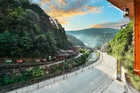 Xijiang Water Moon Bay Hotel - Mountain View
