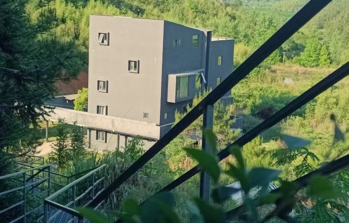 Niguan Vacation Apartment (Southern Anhui Sichuan-Tibet Route)
