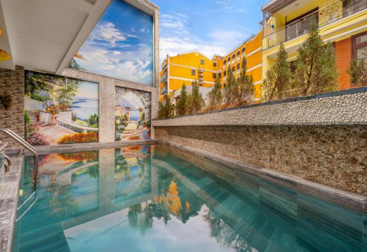 칼라 호텔 호이안 수영장