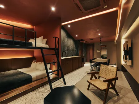 illi Tria Shibuya Отели рядом со станцией Ж/д станция Дзиюгаока (Jiyugaoka)