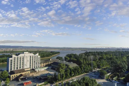 Dandong Pearl-lsland Golf Club