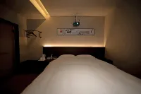 Tinglan Yunqi (Five Star Pedestrian Street Qingyun Minsheng Market)