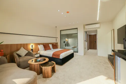 Royal Regency Hotel