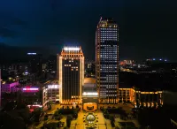 Grand Rezen In Chong Zuo