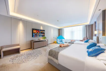 Delingha Kunlun Grand Hotel Отели рядом с достопримечательностью «Qinghai Chaidamu Vocational and Technical College»