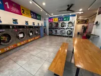 OYO 91242 Muar Golden Horse Hotel