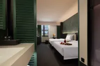 Ptana Hotel (Xinhualian Square Branch) - balcony