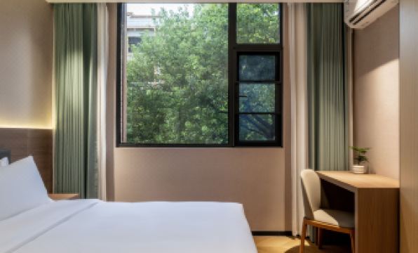 Jiyun Hotel (Quanzhou Jinjiang International Airport Wudianshi Traditional Blocks)
