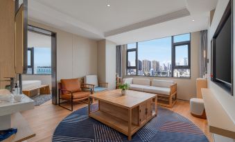 Holiday Inn Express KUNMING RAILWAY STATION by IHG