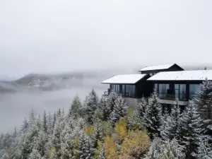 Sky City Cliff Hotel