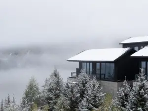 Popular Premium Hotels in Xiaojin