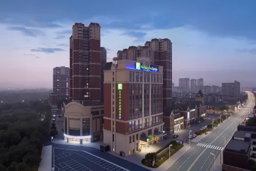 Holiday Inn Express PENGZHOU DOWNTOWN by IHG - breakfast