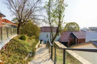 Longjing Yingxiang Homestay Collection (Qianshan Xuehu Store) - balcony
