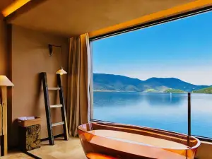 Xiaoman | Mountain Sea View · Lakeside Vacation Apartment (Lugu Lake Puluo Pier)