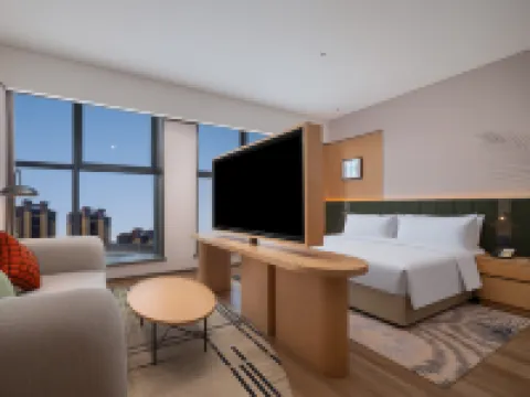 Hilton Garden Inn Xining Chengdong 西寧のホテル