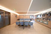 Hanting Hotel (Jiefang West Road, Dinghai Ancient City, Zhoushan)