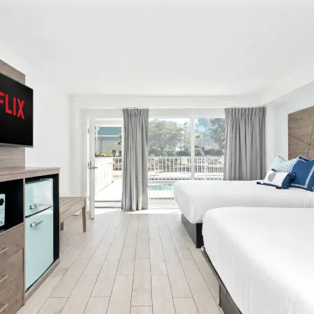 Fin's Inn & Suites