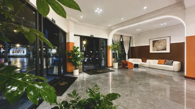 金皇·未來飯店（蒙自文萃路店）