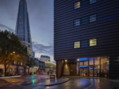 Hilton London Tower Bridge Hotels near Tower Bridge
