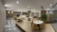 Zhenpan Huangting 180° Panoramic View Hotel (Xinxiang Pangdonglai Branch)