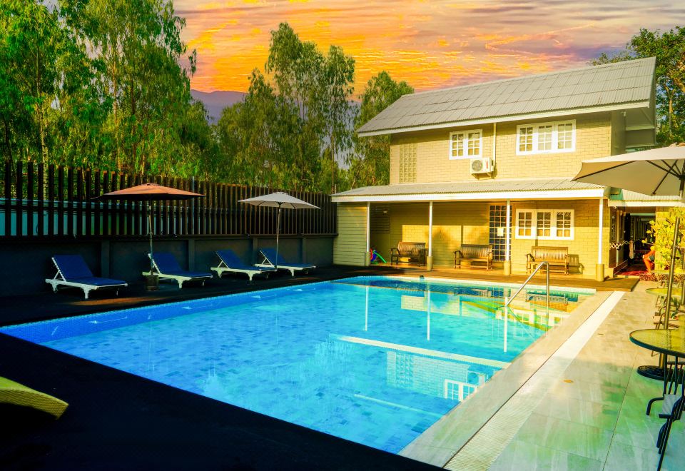 Luna Hut Resort HuaHin