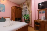 Thu Hien Hotel – Near the Market with Projector - شرفة