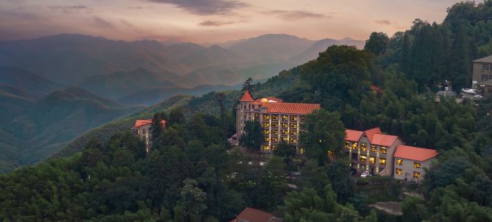 Mogan Dreamlohas Sunrise Resort Hotel Hotel di Deqing