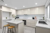 Cozy Private Rooms – Next to Bus Station & Shops