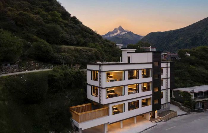 雲棲渡·恆氧恆暖私湯別墅（四姑娘山雙橋溝景區店）