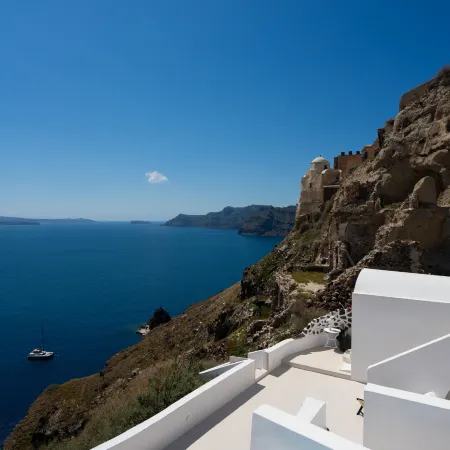 You and Me Suites Oia
