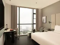 Atour Hotel at Changguangxi Metro Station of Jiangnan University in Wuxi