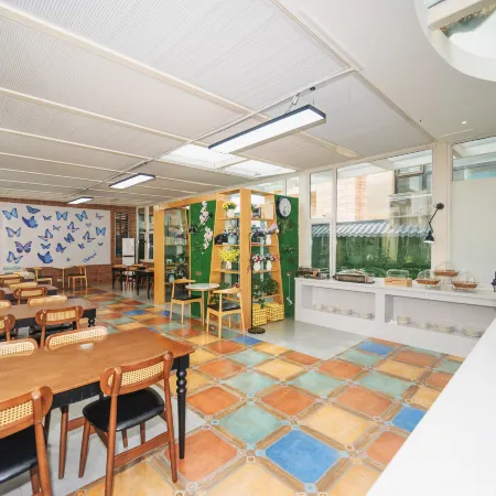 lansenn jingpin Hotel