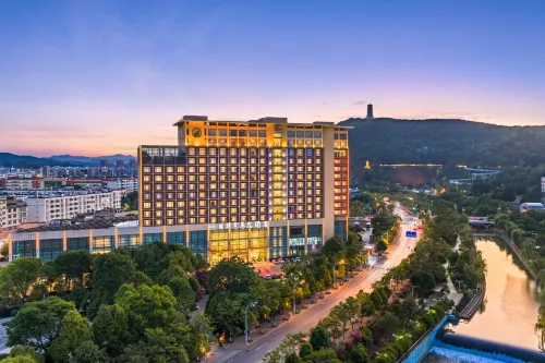 Guanfang Hotel Qujing