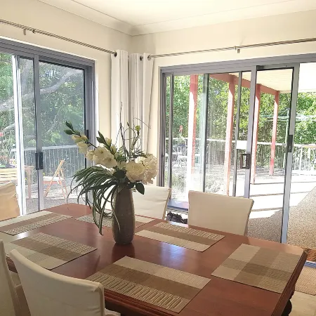 Jacaranda Lodge - Exclusive Home & Master Suite