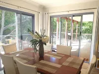 Jacaranda Lodge