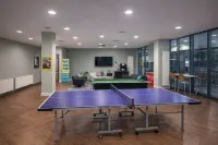 Destiny Student - Moonraker Hotels near Waterloo