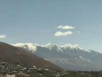 Daofu Canyon Homestay - Mountain view