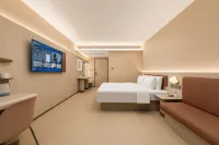 HanTing Hotel (Changsha International Finance Center Furong Square Subway Station) - 3성급