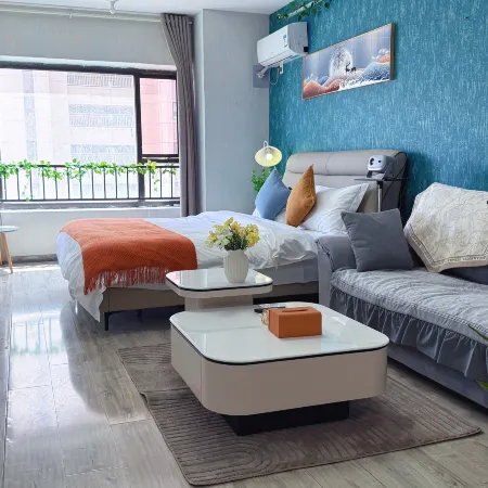 Manshiguang B&B (Zhonghai Huanyu City Zhonghai Plaza Branch)