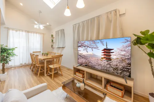 Kuzens-Oshiage 3- - Villas