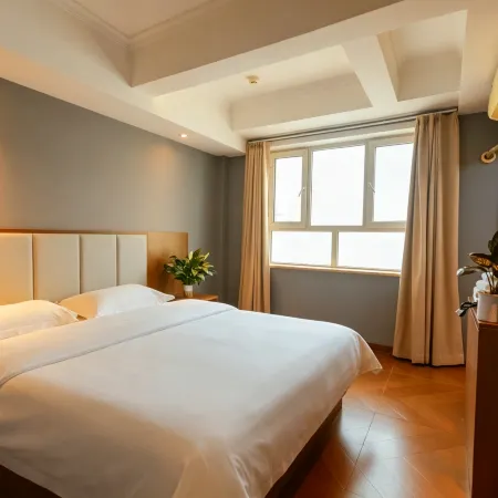 Baofeng Business Hotel