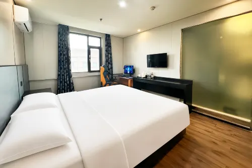 Yaxin E-Sports Hotel (Luohe Taihangshan Road)