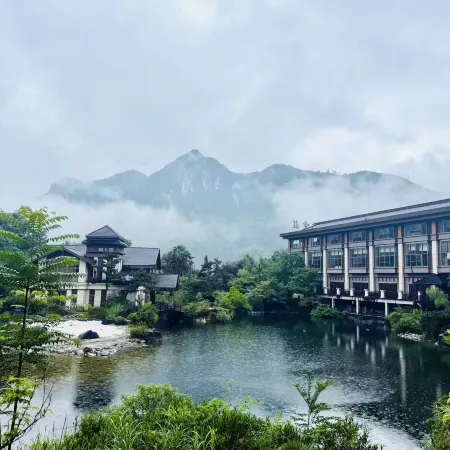 Fanjing Cloud Villa Hotel