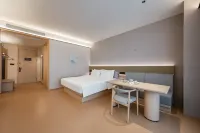 Ji Hotel (Zuoquan Central Park) - Park Yeri