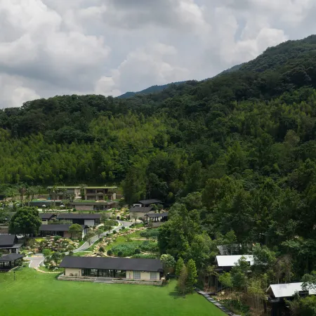 Yunyin Mountain Lodge