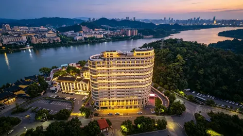 Movenpick by Accor Hangzhou Jiande(Yanzhou Ancient City) - Pysäköinti