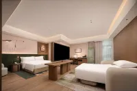Chongqing Central Business District Jiangbeizui Hilton Garden Hotel - Rooftop Pools