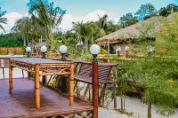 Laleuca At Laemhad Koh Yaoyai - breakfast